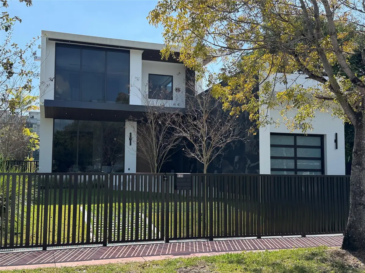 930 S Shore Drive, Miami Beach, FL 33141 - #1