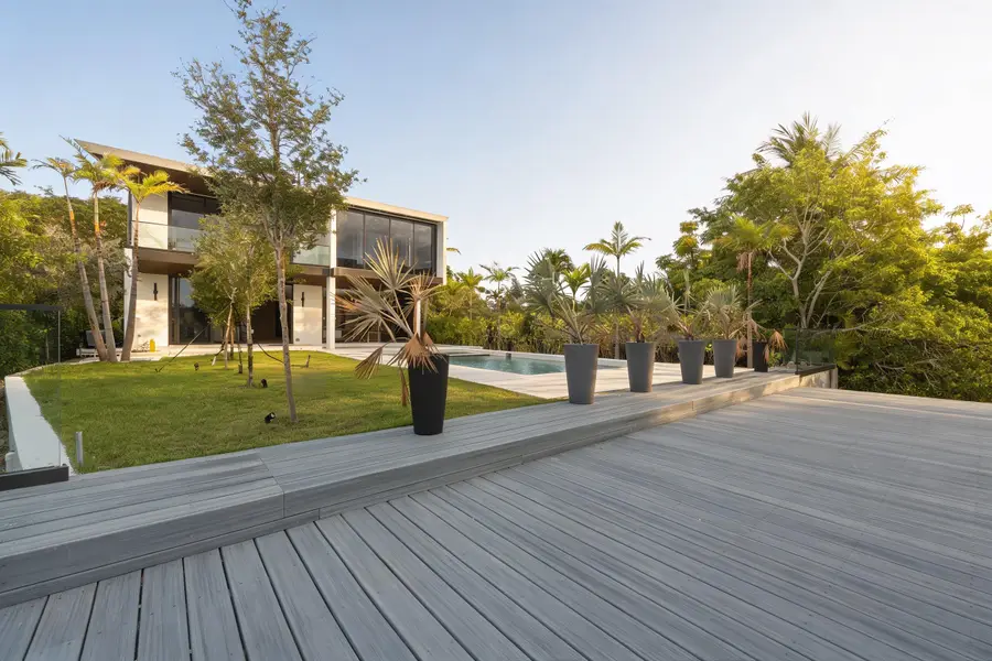 930 S Shore Drive, Miami Beach, FL 33141 - #3