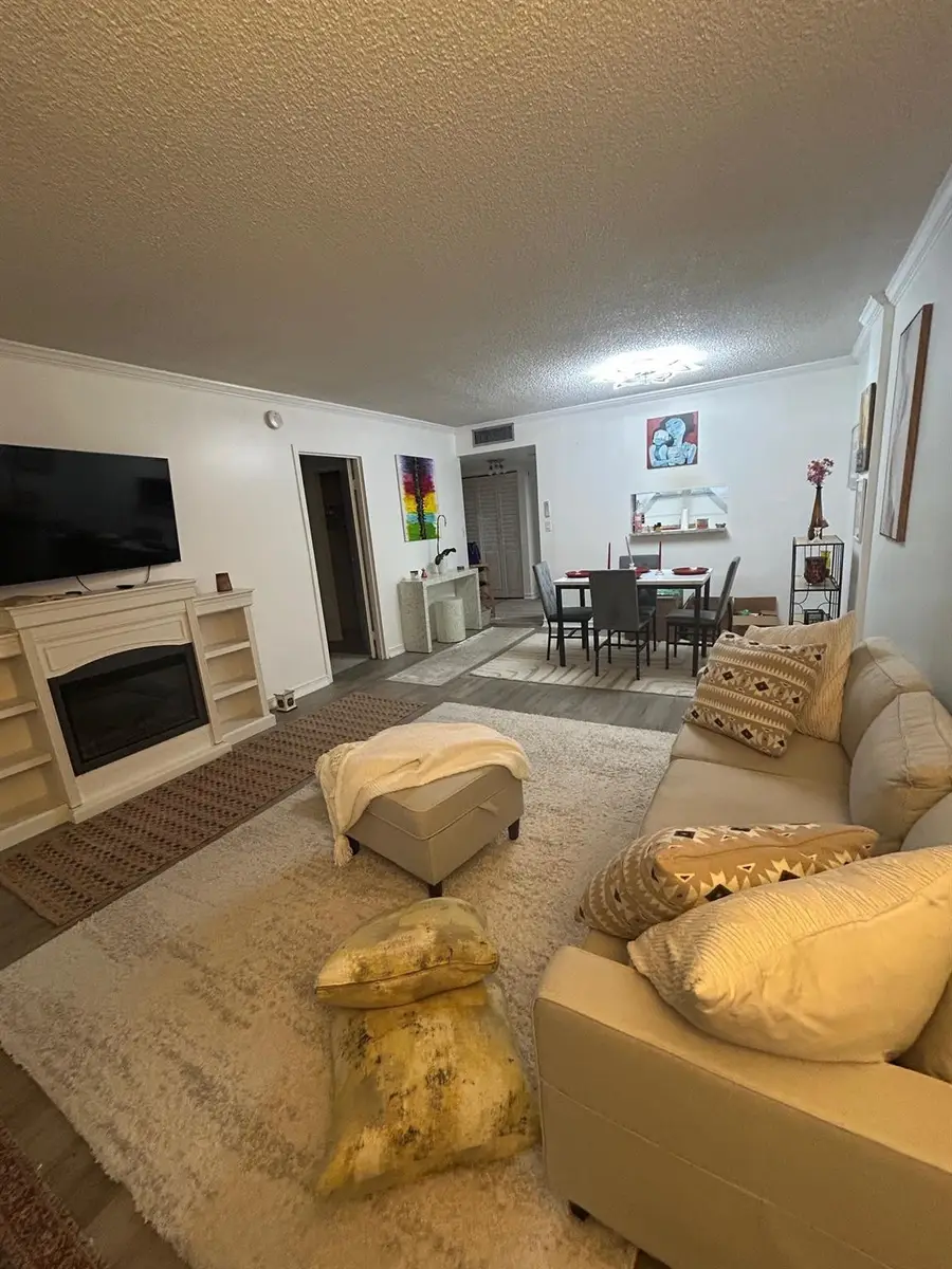 2600 NW 49th Avenue #207, Lauderdale Lakes, FL 33313 - #3