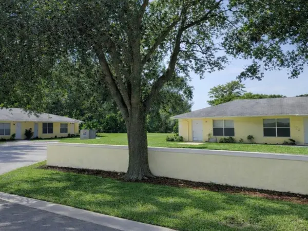 951 King Orange Drive, Fort Pierce, FL 34982