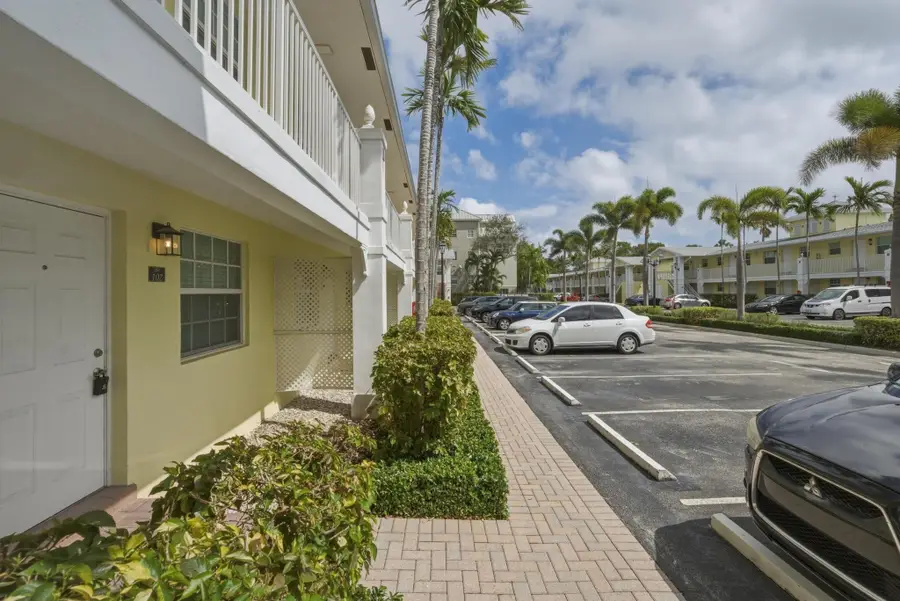 2660 NE 8th Avenue #102, Wilton Manors, FL 33334 - #2