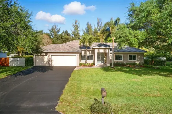 5320 SW 199th Avenue, Fort Lauderdale, FL 33332