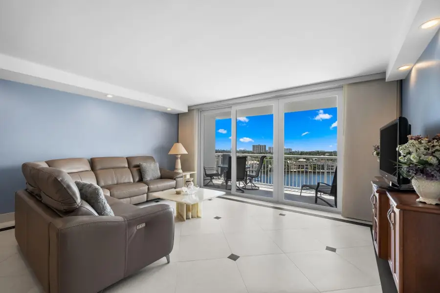 511 Bayshore Drive #904, Fort Lauderdale, FL 33304 - #3