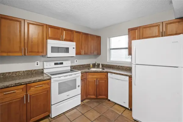 3759 Cocoplum Circle #3759, Pompano Beach, FL 33063