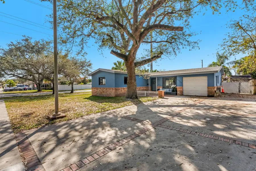 6400 Coolidge Street, Hollywood, FL 33024 - #3