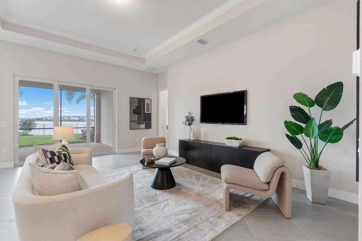 10390 Northbrook Circle, Palm Beach Gardens, FL 33412 - #1