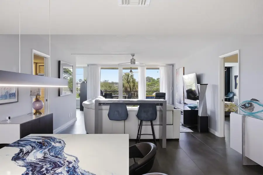 3850 Oaks Clubhouse Drive #408, Pompano Beach, FL 33069 - #2