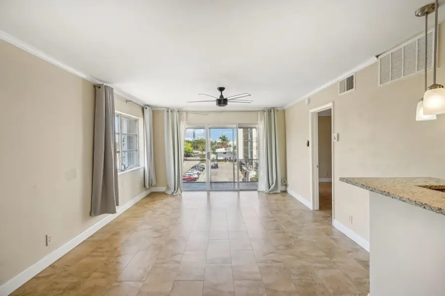 3040 NE 16th Avenue #402, Oakland Park, FL 33334 - #3