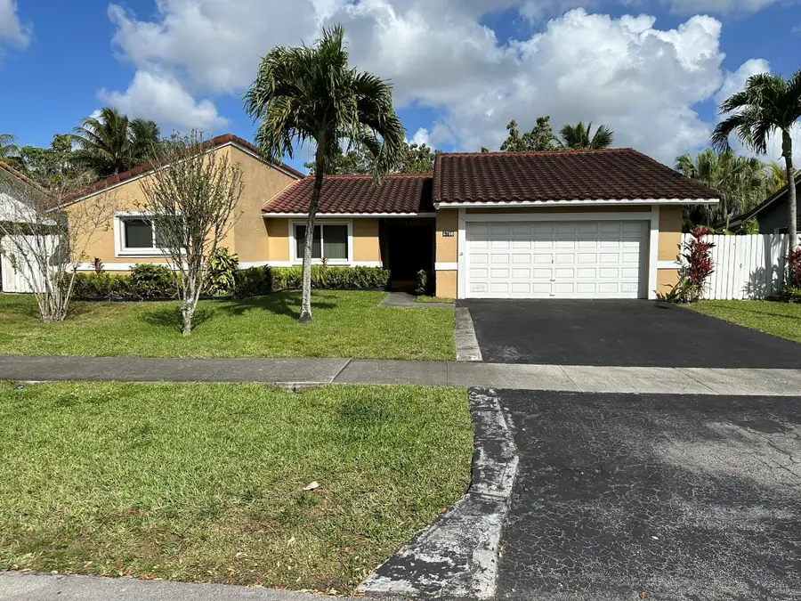5706 SW 114th Avenue, Cooper City, FL 33330 - #2