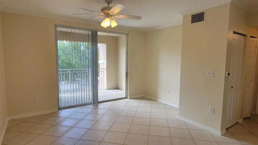 6533 Emerald Dunes Drive #304, West Palm Beach, FL 33411 - #2
