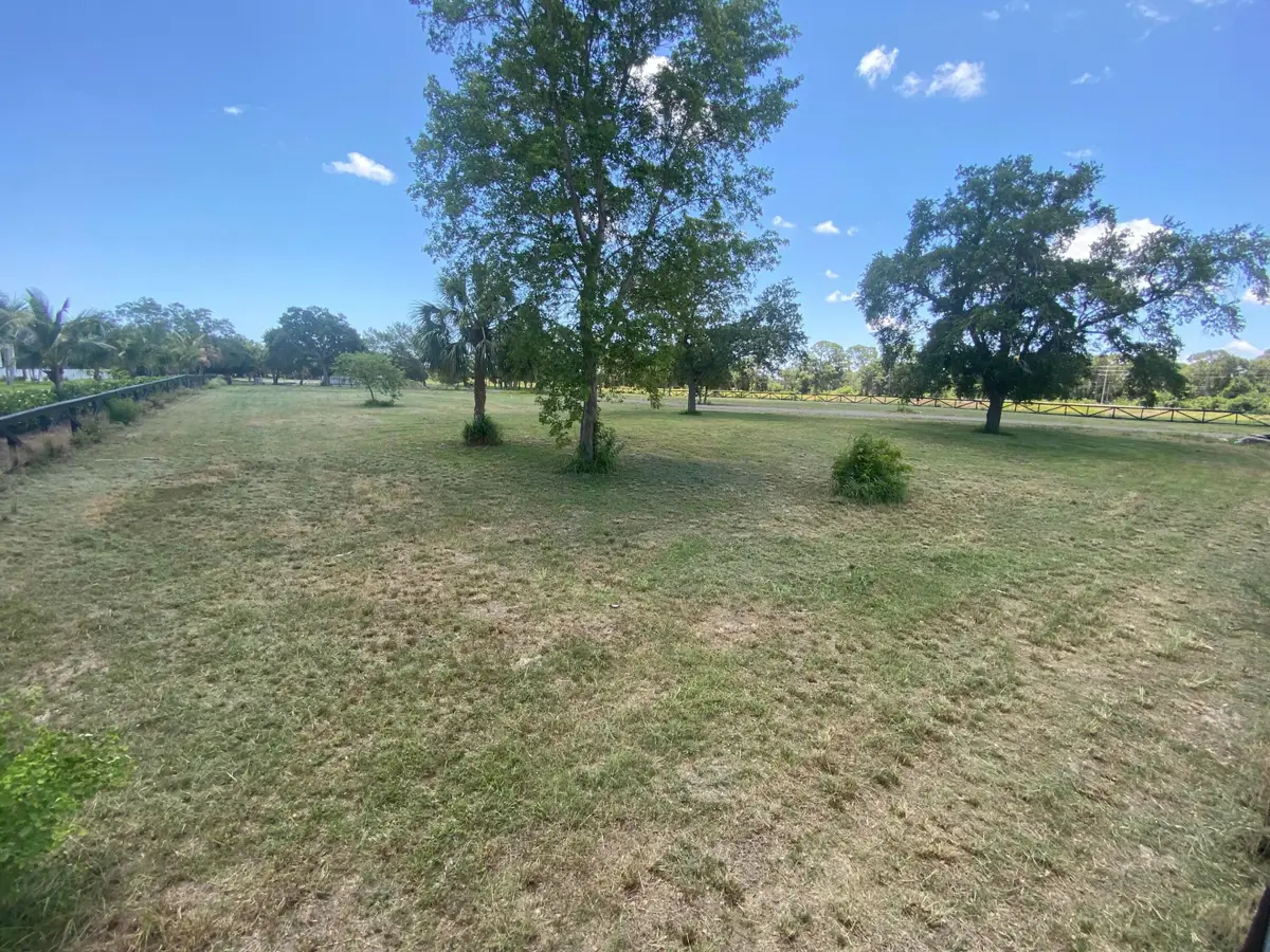 2098 Johnston Road, Fort Pierce, FL 34951 - #1