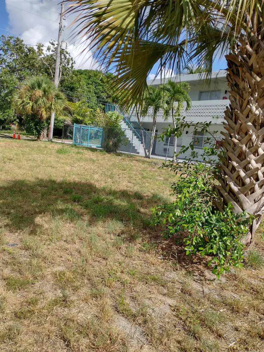 2907 Broadway Avenue, West Palm Beach, FL 33407 - #2