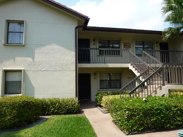 7586 Tahiti Lane #201, Lake Worth Beach, FL 33467