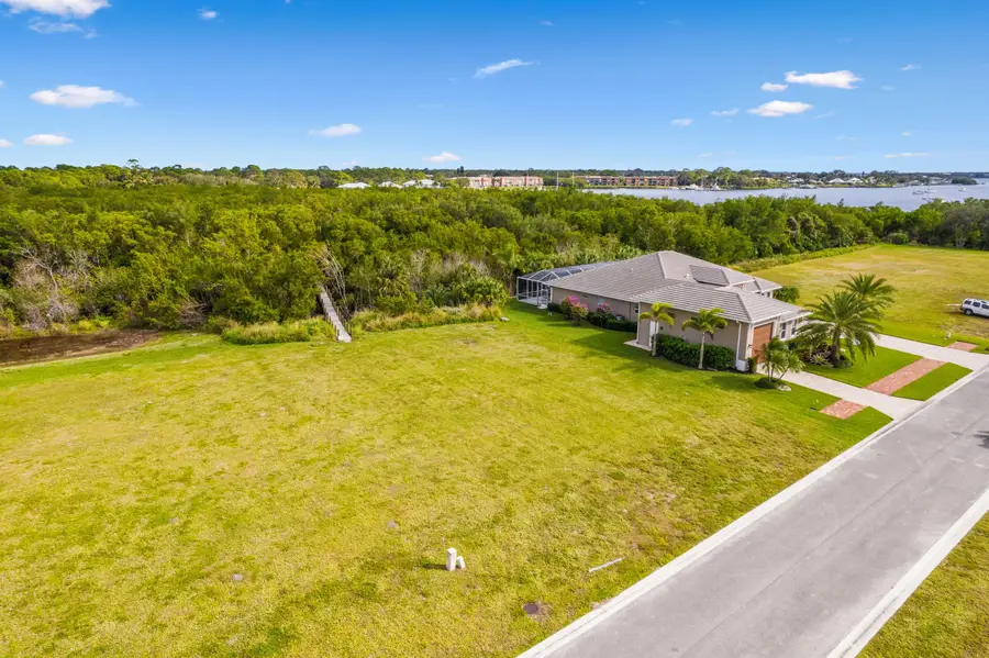 206 SE Fiore Bello, Port Saint Lucie, FL 34952 - #3