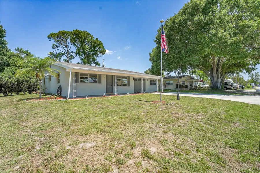 302 W Arbor Avenue, Port Saint Lucie, FL 34952 - #3