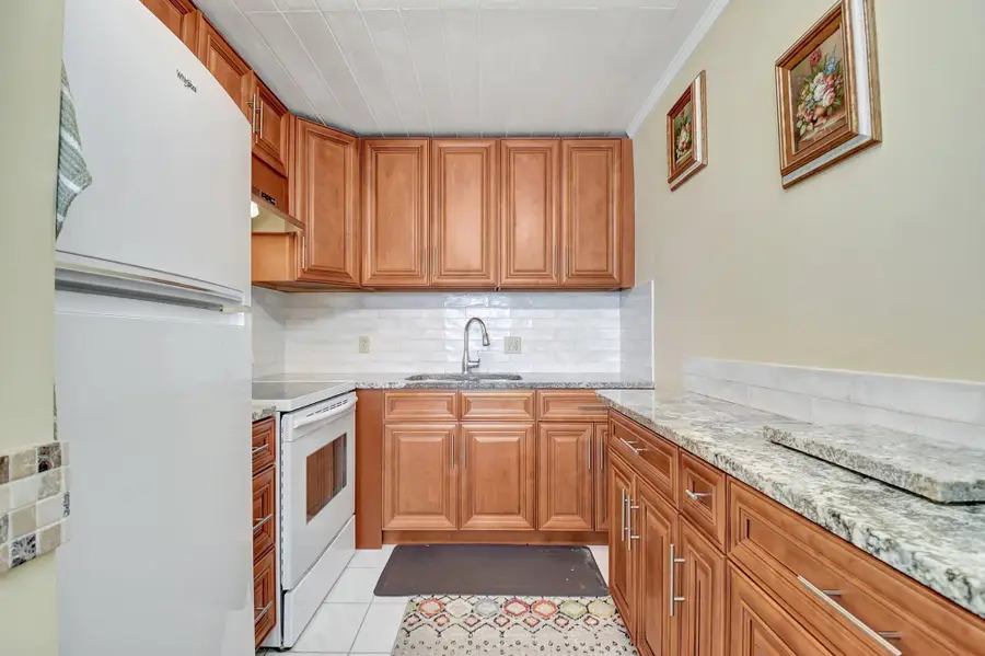 400 Village Green Circle W #212, Palm Springs, FL 33461 - #2