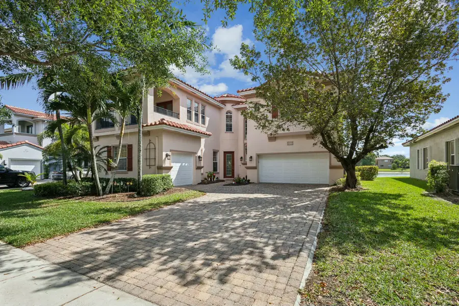 694 Cresta Circle, West Palm Beach, FL 33413 - #2