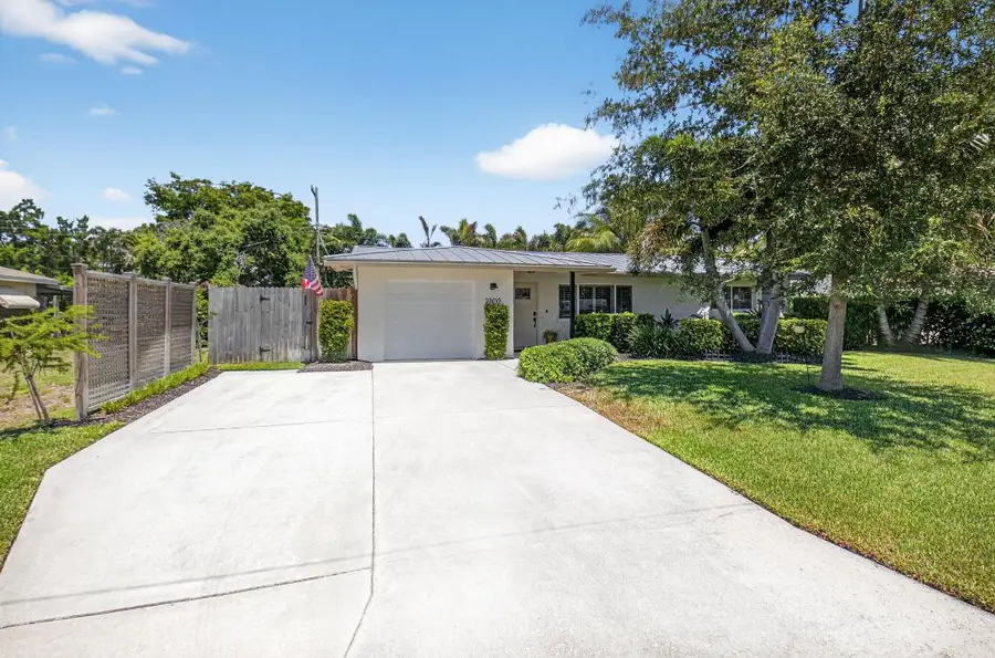 2702 SW 6th Street, Boynton Beach, FL 33435 - #2