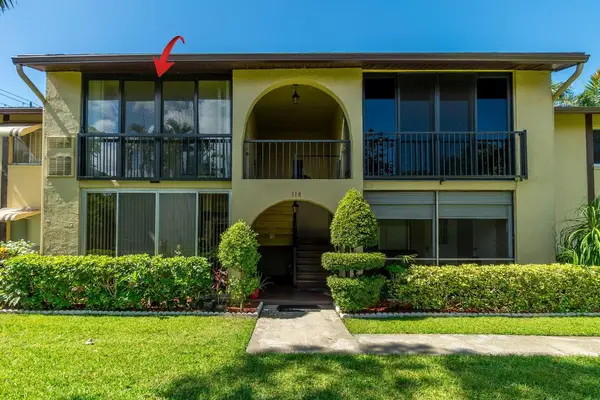 318 Pine Ridge Circle #C2, Greenacres, FL 33463