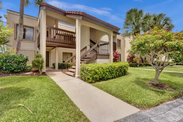 5306 Cedar Lake Drive #201, Boynton Beach, FL 33437