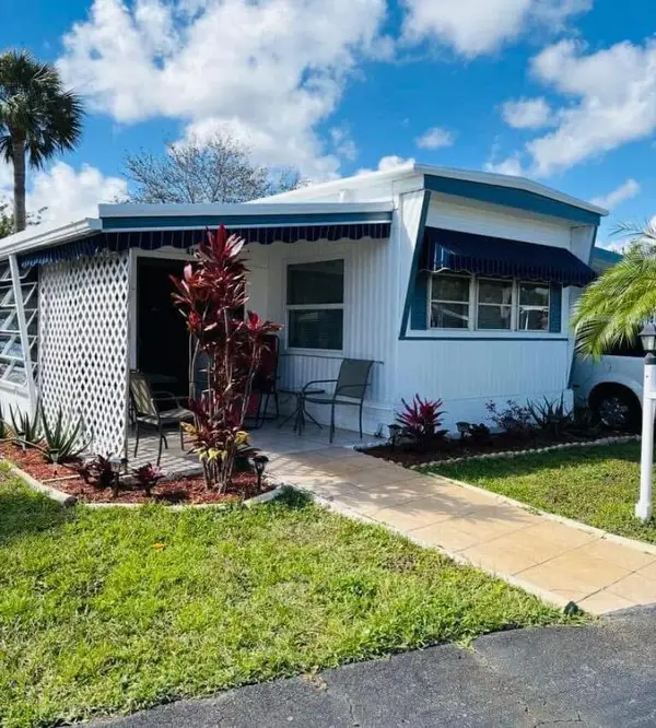 415 Gardenia Court, Deerfield Beach, FL 33442