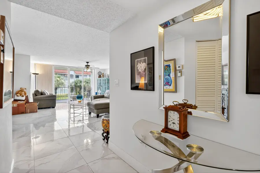 110 Half Moon Circle #D2, Hypoluxo, FL 33462 - #3