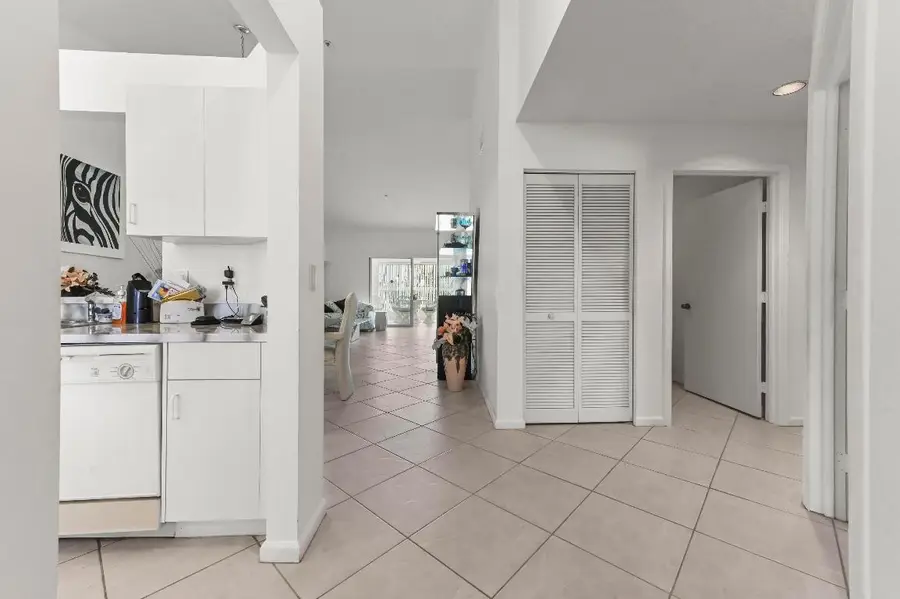 5952 Regal Glen Drive #207, Boynton Beach, FL 33437 - #2