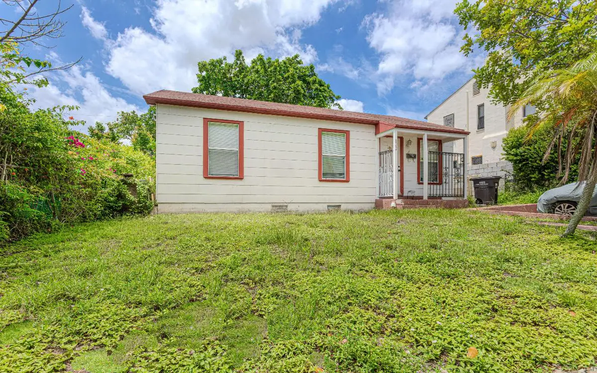 822 30th Court, West Palm Beach, FL 33407 - #1