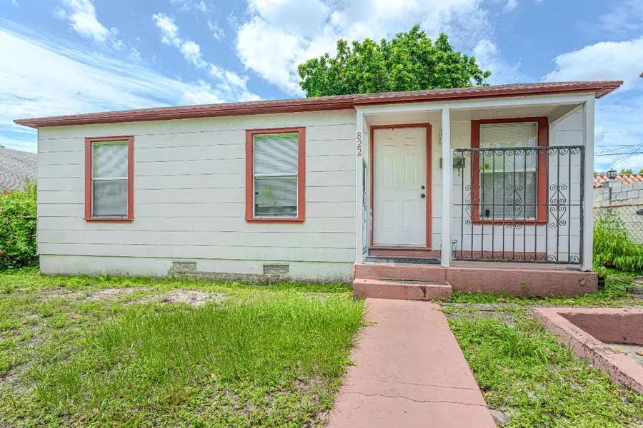 822 30th Court, West Palm Beach, FL 33407 - #2