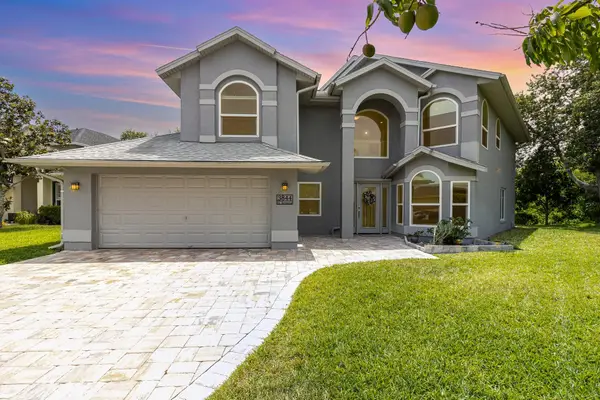 3844 Saint Armens Circle, Melbourne, FL 32934