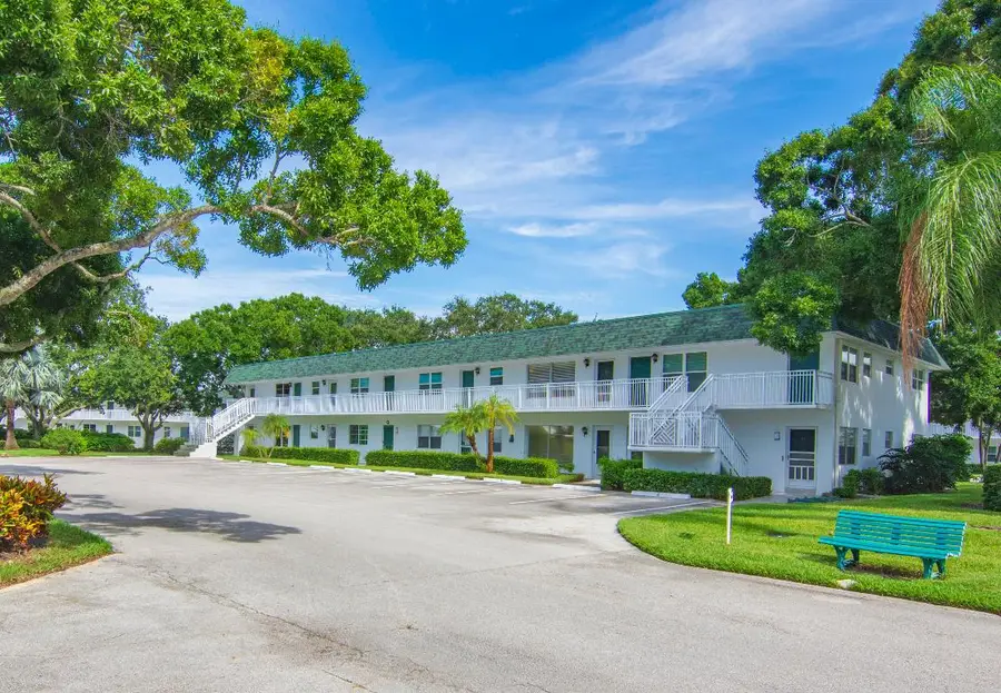 2800 Indian River Boulevard #2q, Vero Beach, FL 32960 - #3