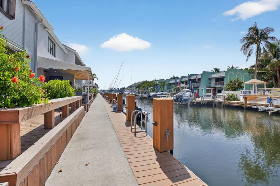 718 NE 12th Terrace #4, Boynton Beach, FL 33435 - #3