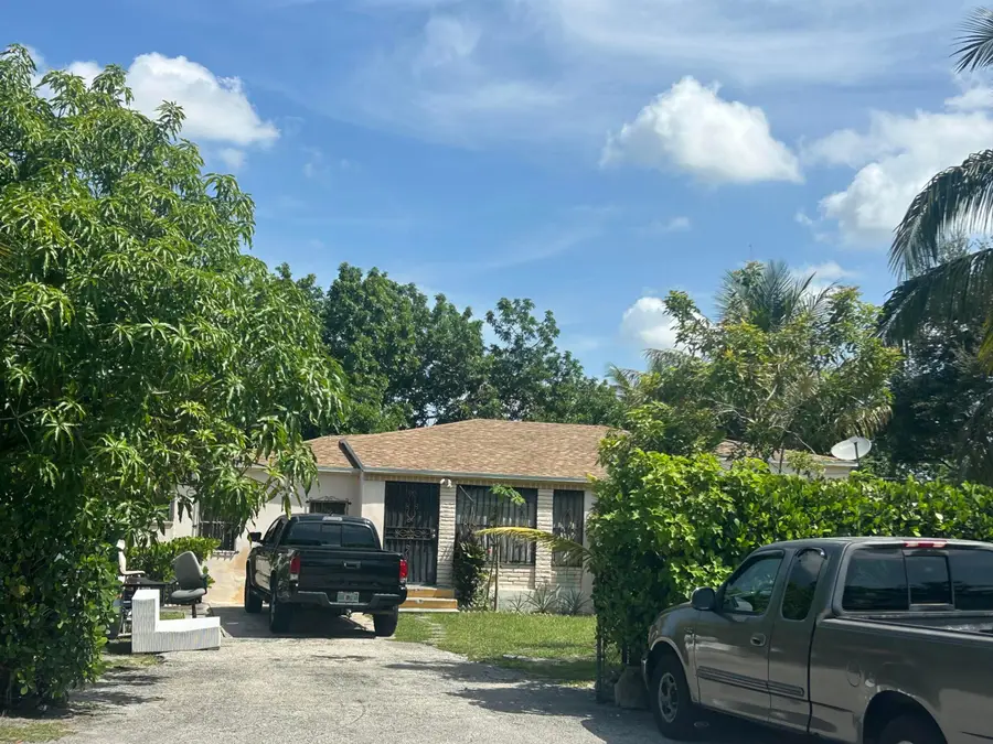 565 NW 143rd Street, Miami, FL 33168 - #3