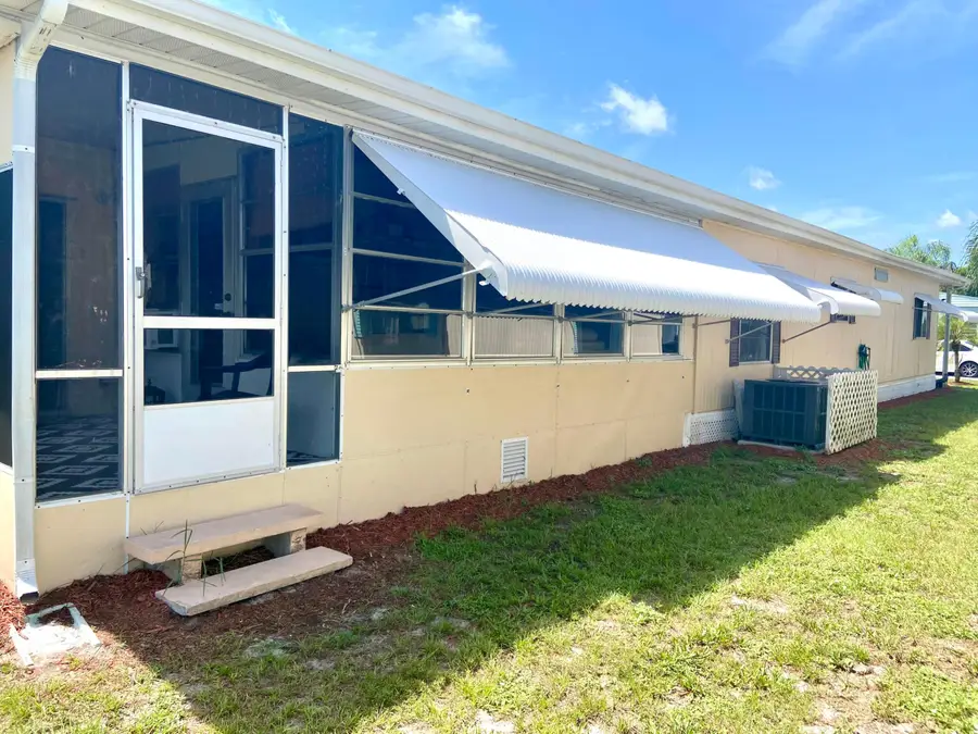 19 Camino Del Rio, Port Saint Lucie, FL 34952 - #2