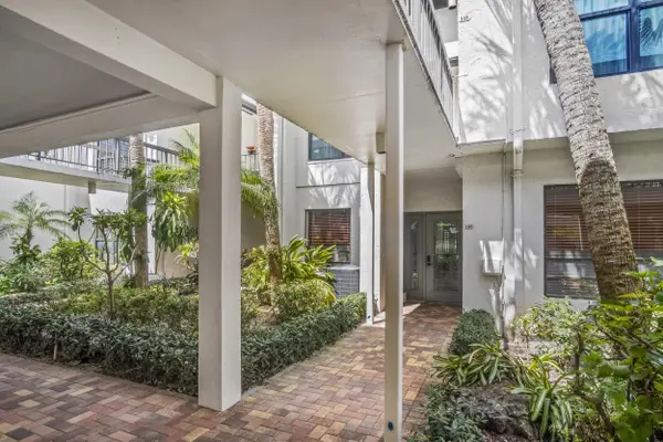 730 Greensward Court #105-J, Delray Beach, FL 33445