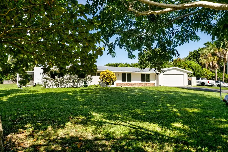 5200 Club Road, Haverhill, FL 33415 - #3