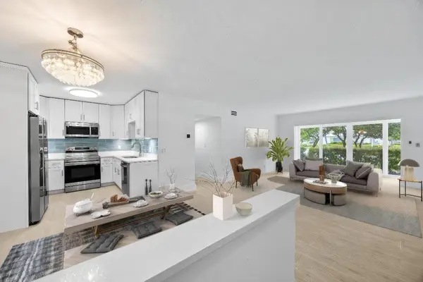 315 Venetian Drive #4, Delray Beach, FL 33483