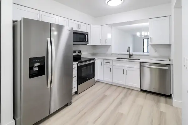 7270 Ashford Place #106, Delray Beach, FL 33446