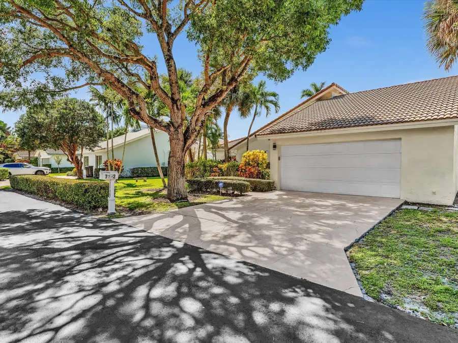 7222 Carmel Court, Boca Raton, FL 33433 - #2