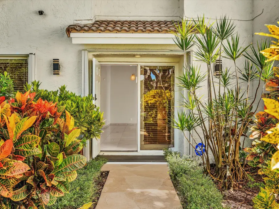 7222 Carmel Court, Boca Raton, FL 33433 - #3