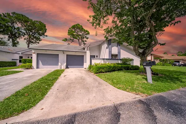 6117 Elsinore Circle, Greenacres, FL 33463
