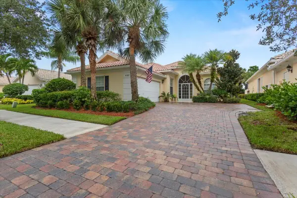 9182 SE Eldorado Way, Hobe Sound, FL 33455