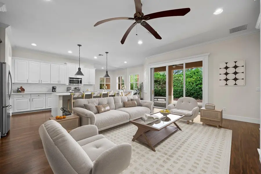 12077 Aviles Circle, Palm Beach Gardens, FL 33418 - #2