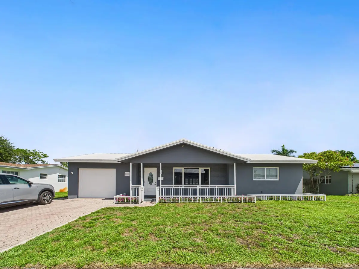 257 SW 5th Street, Boca Raton, FL 33432 - #1