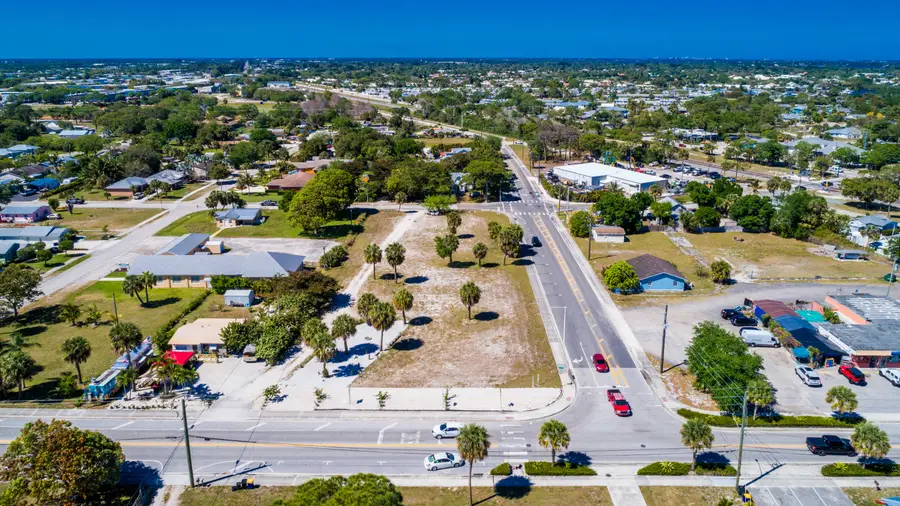 4878 SE Commerce Avenue, Stuart, FL 34997 - #3