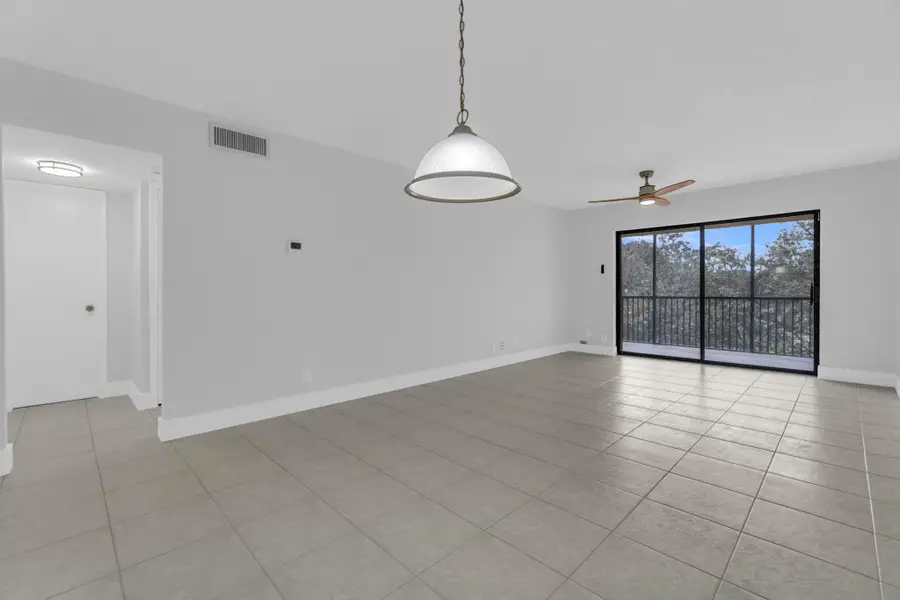 200 Jacaranda Country Club Drive #3c, Plantation, FL 33324 - #3