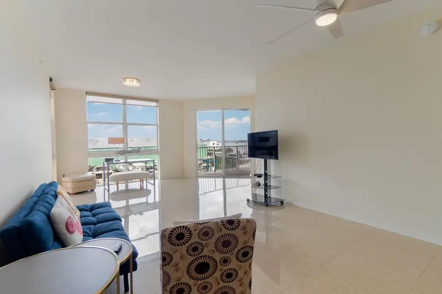 806 E Windward Way #405, Lantana, FL 33462 - #3