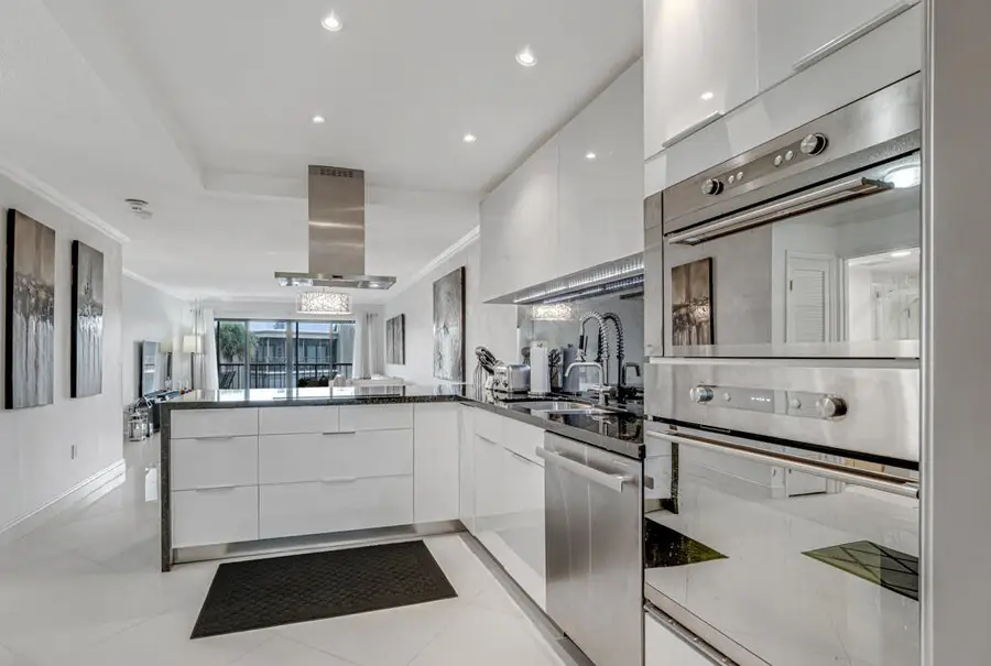 3605 S Ocean Boulevard #312, South Palm Beach, FL 33480 - #2