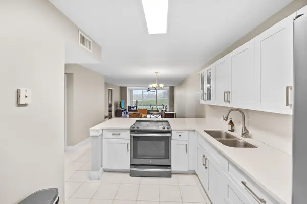 4539 Luxemburg Court #104, Lake Worth, FL 33467