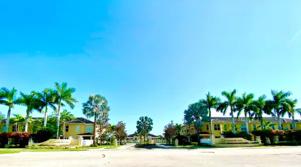 6179 NW Helmsdale Way, Port St Lucie, FL 34983